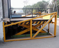 2.5 ton lift at Hero Motors with autolip operation